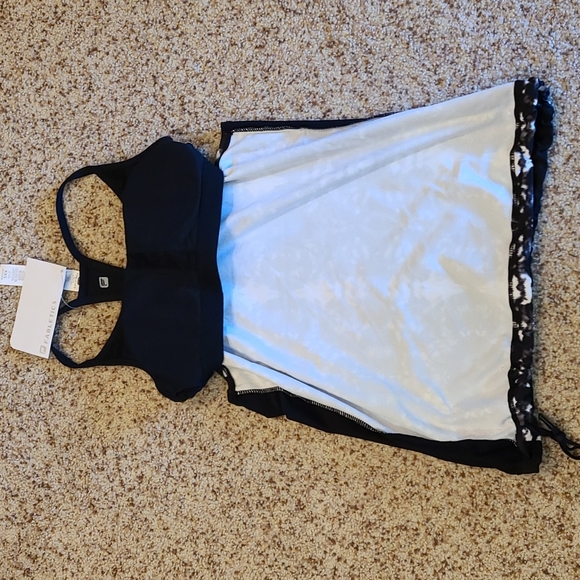 Fabletics Norwalk athletic tank, black and white tie dye, NWT - Picture 12 of 16